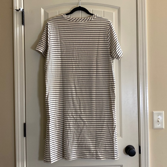 Buffalo T-shirt dress NWT - Picture 8 of 8